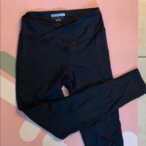 Forever 21 brand leggings